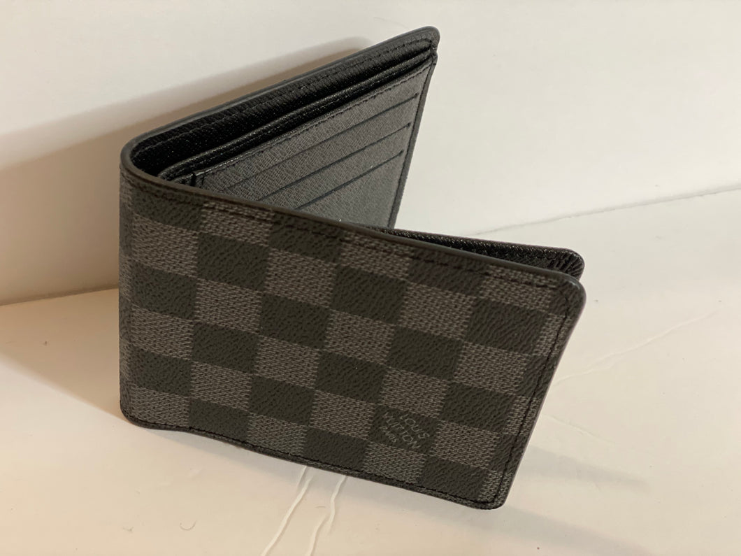 Black Checkered LV Man’s Wallet